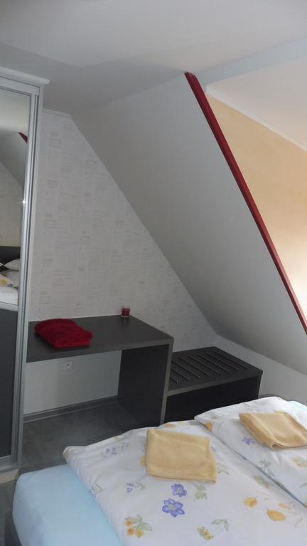 Penzion U Žabáka Mikulov Kültér fotó